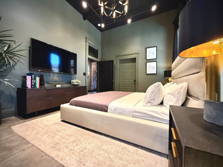 0484fb9e-4164-4339-a489-4fc1b8904058